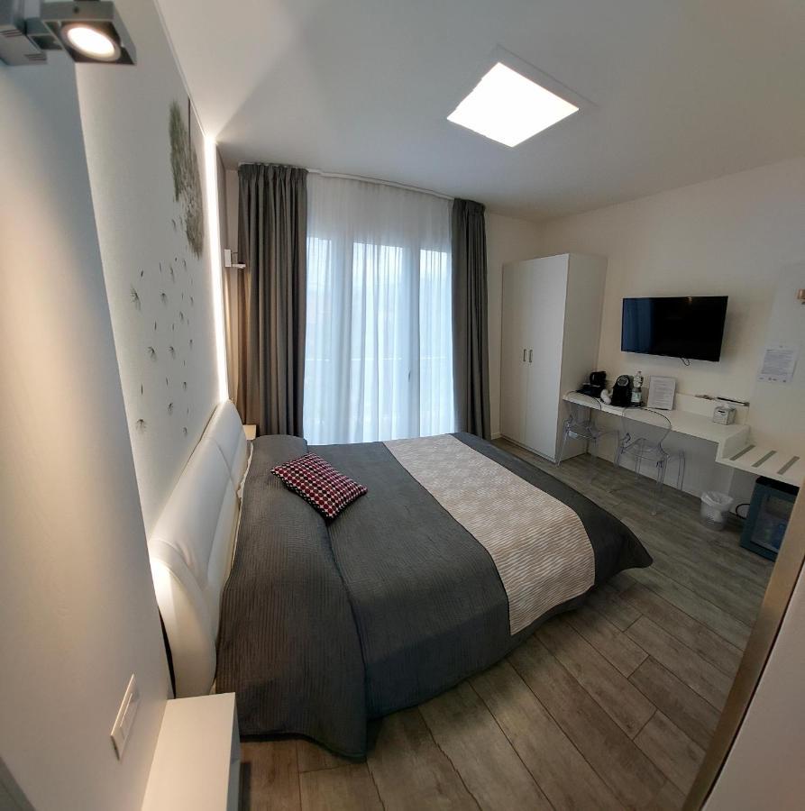 La Brise Hotel Marina di Pietrasanta Ngoại thất bức ảnh