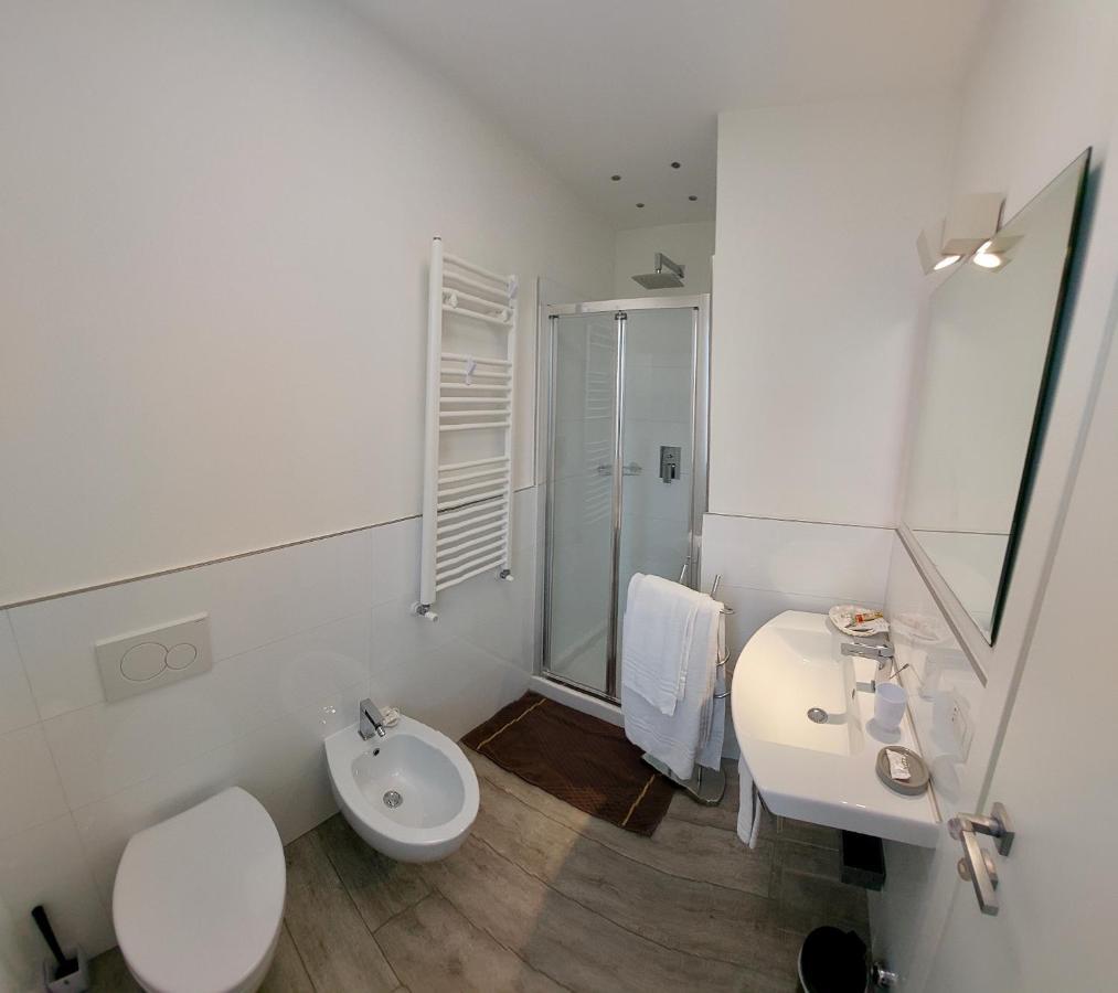 La Brise Hotel Marina di Pietrasanta Ngoại thất bức ảnh