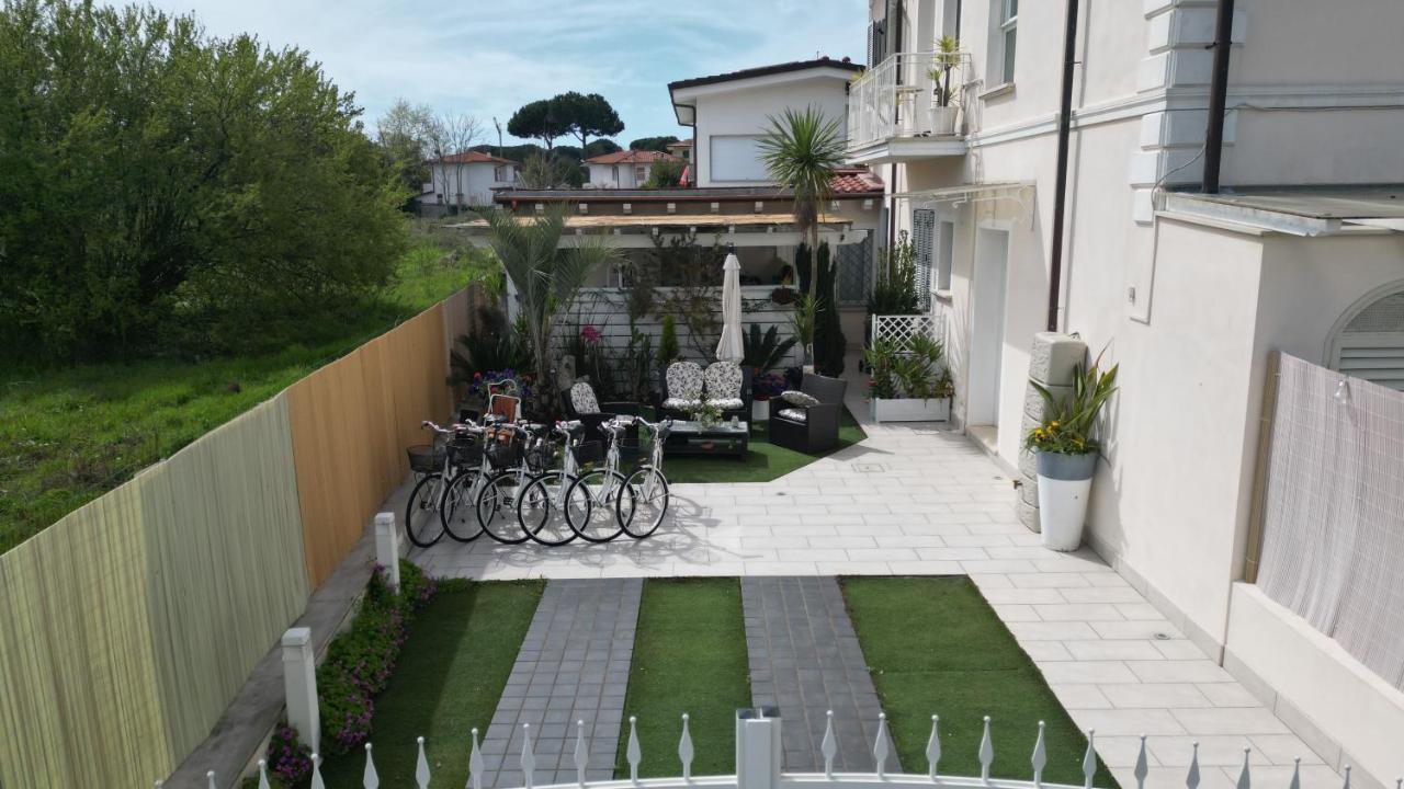 La Brise Hotel Marina di Pietrasanta Ngoại thất bức ảnh